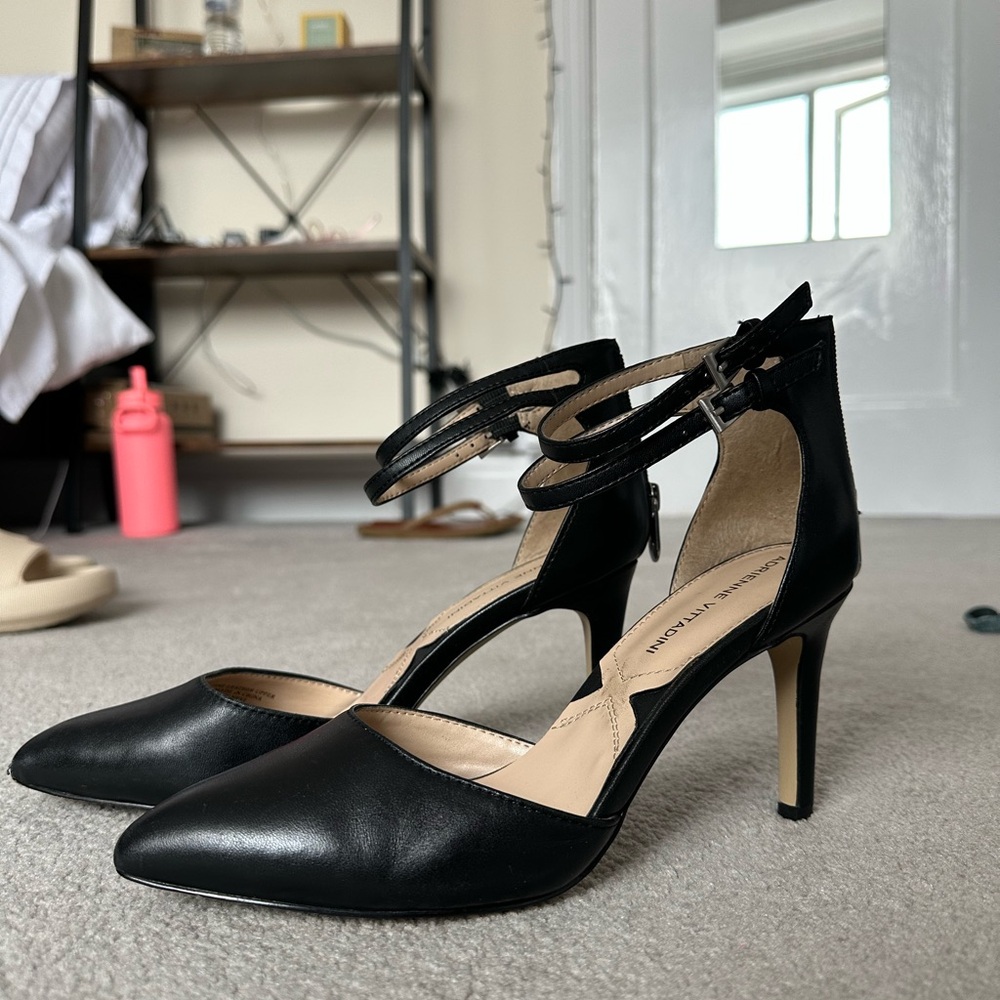 Adrienne Vittadini heels